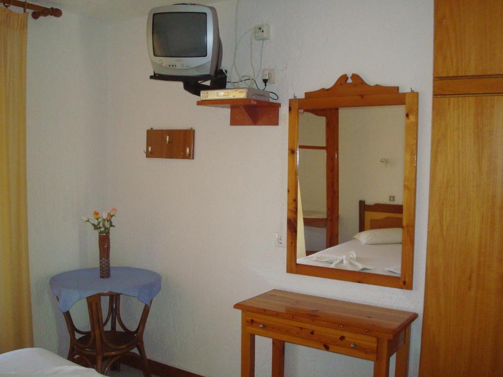 Villa Tonia Apartments Сарті Номер фото