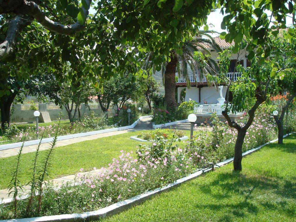 Villa Tonia Apartments Сарті Екстер'єр фото